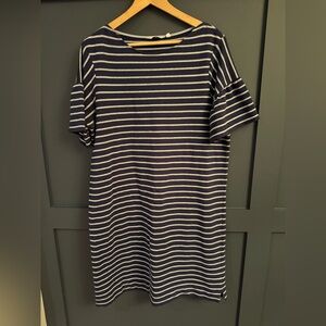 Vineyard Vines Navy and White Striped Top
